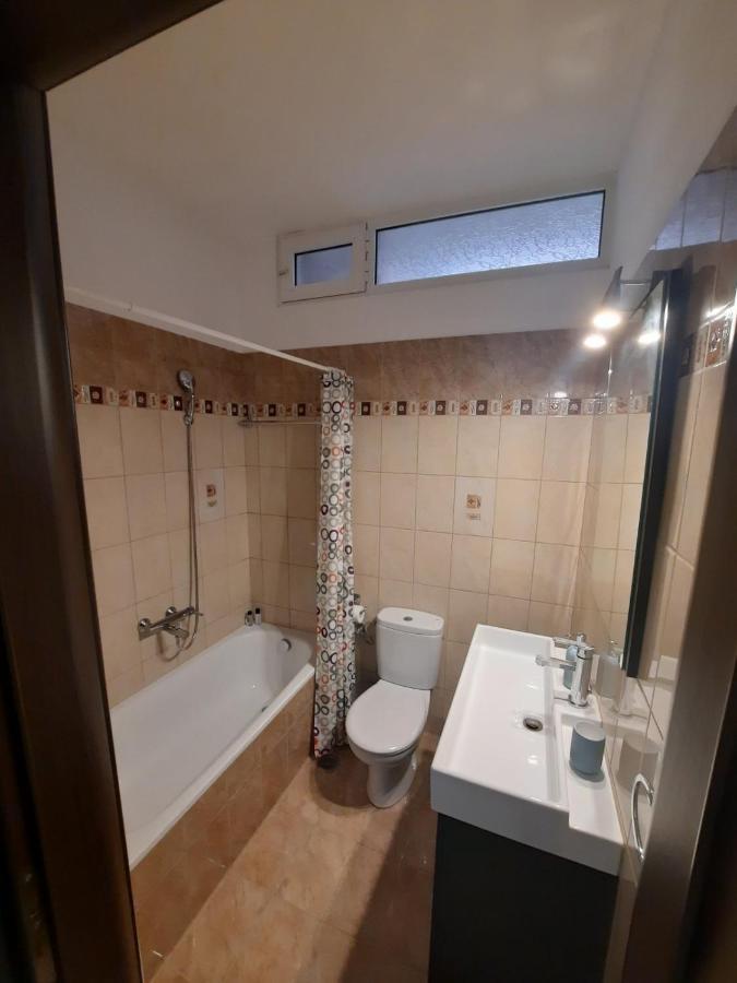 Elena Apartment Artemida  Ngoại thất bức ảnh